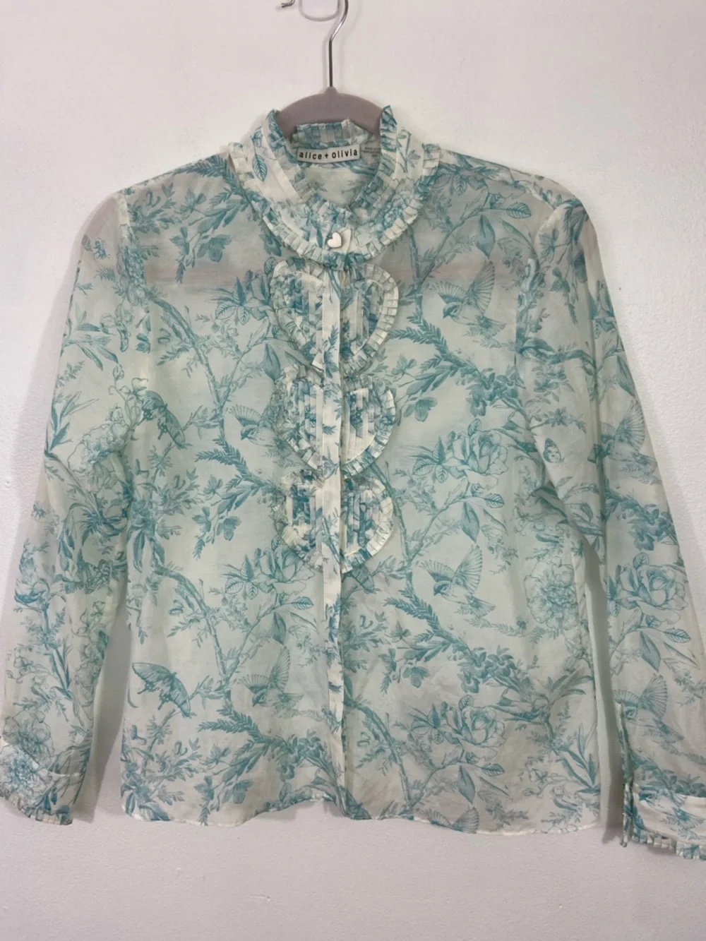 Alice + Olivia Kurt Ruffle Pintuck Blouse Antique Butterfly Off White M Silk - Picture 3 of 11